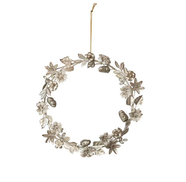 Mixed Leaves Metal Wreath