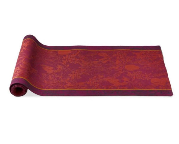 Pear Harvest Jacquard Table Runner